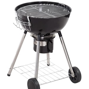 Lid off the Corona kettle charcoal bbq from Charmate