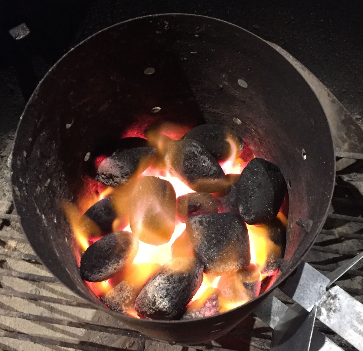 Heat up charcoal and preheat barbecue.