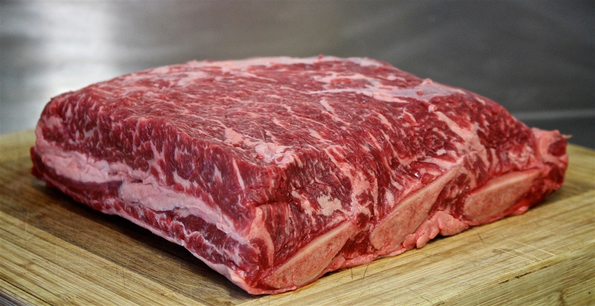Choose your beef short ribs with good marbling (intramuscular fat) and a nice even amount of meat.